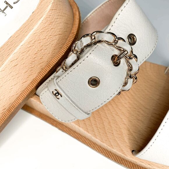 Chanel Interlocking CC Logo Slip On Slide Sandals EU 39 White Gold Chain Mules - Picture 8 of 11